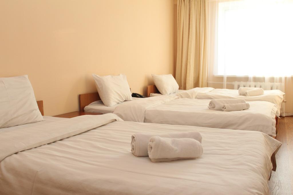 Zhassybi Hotel Asztana Kültér fotó